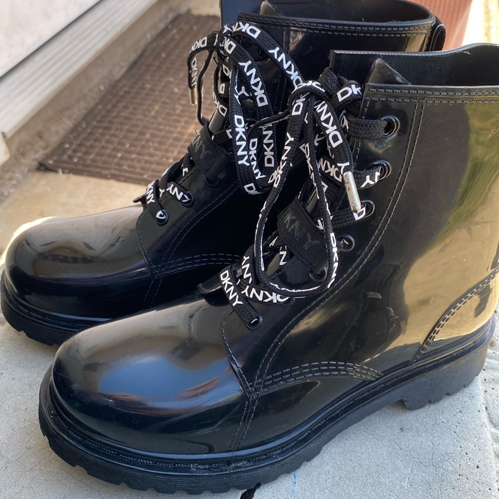 DKNY boots